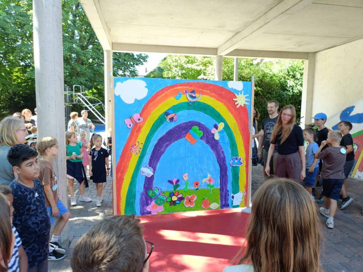 Ein Regenbogen als Symbol für die Freiheit des Ruhestandes.